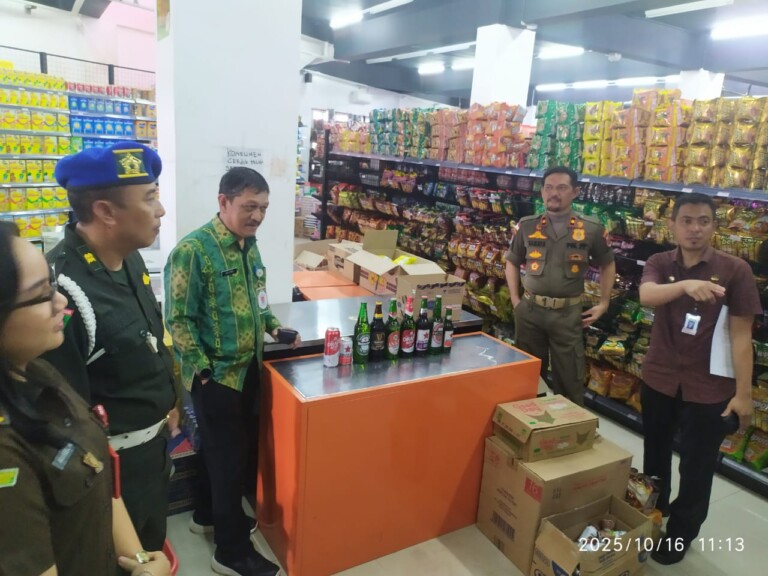 Toko Tita Jadi Sorotan, Diduga Jual Miras Berbagai Merek Tanpa Izin Resmi