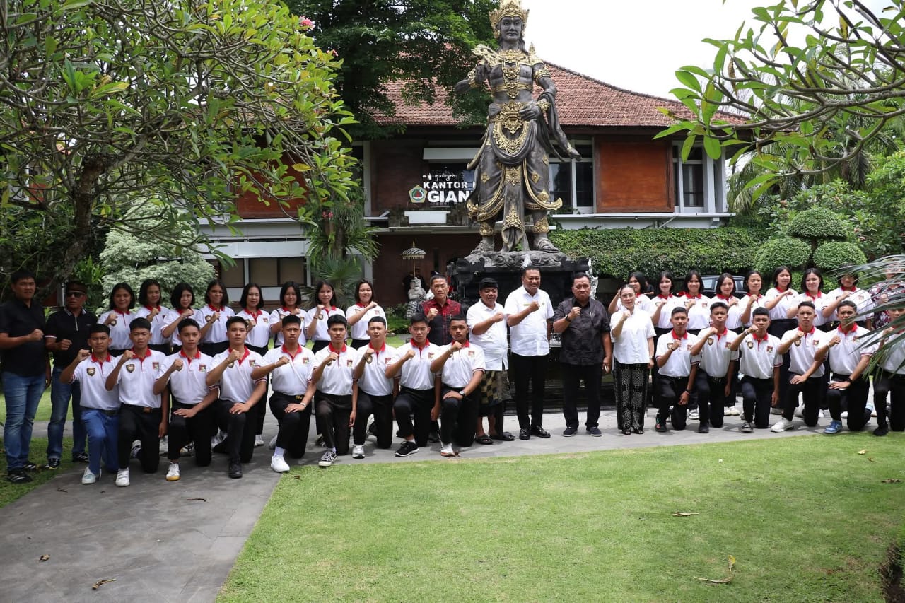 Bupati dan Wabup Dampingi Paskibraka Minahasa Laksanakan Studi Kebangsaan di Bali