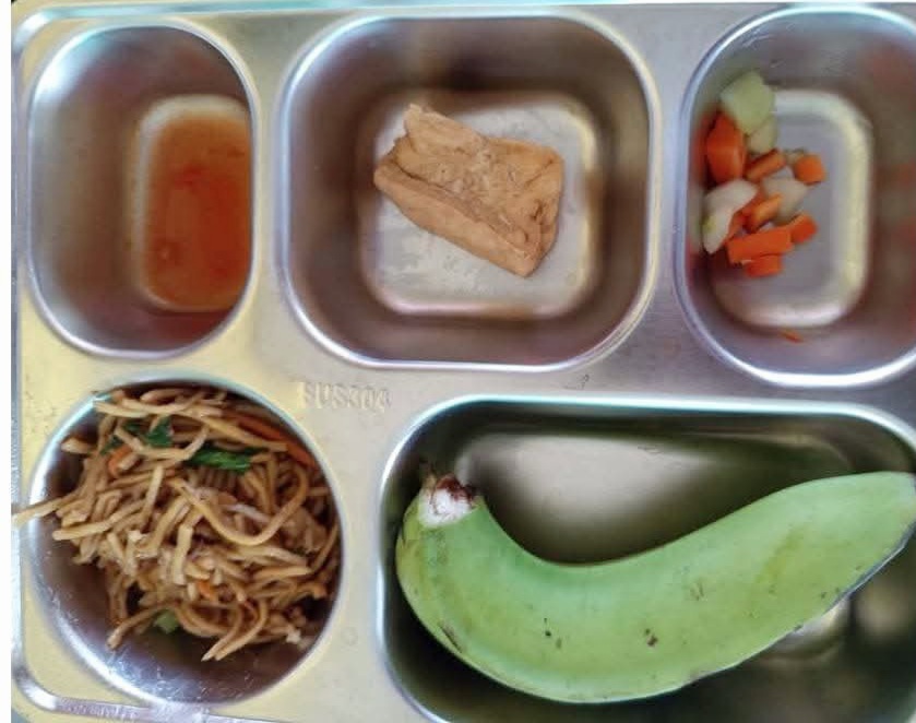 Viral! Porsi Saji Menu MBG Di Bolmong Jadi Sorotan Masyarakat