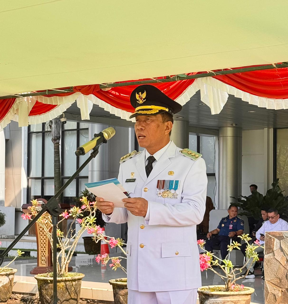 Bupati Franky Wongkar Ingatkan  Wujudkan Asta Cita di Upacara Hari Otonomi Daerah