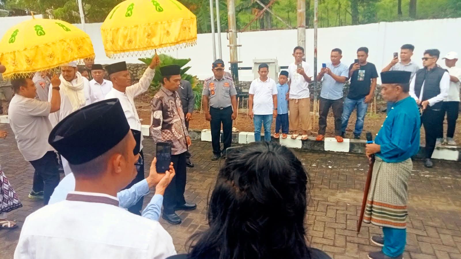 UAS Tiba di Tanah Totabuan, Disambut Hangat Ribuan Warga