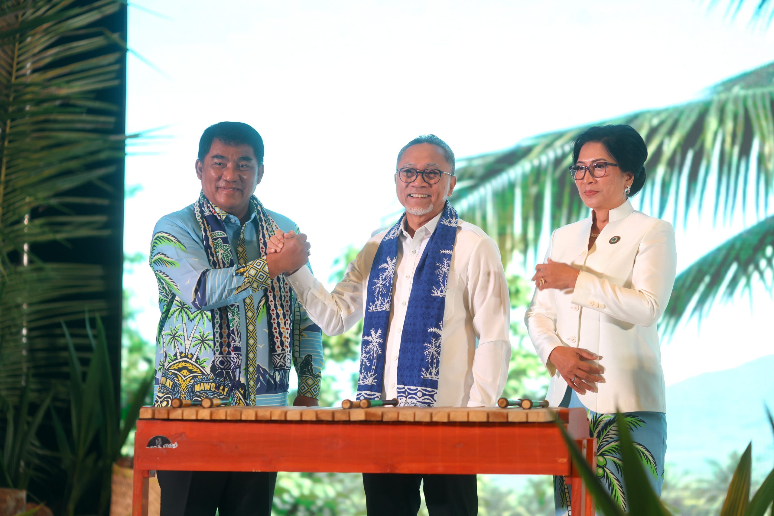 Gubernur Yulius Selvanus Hadiri Pembukaan World Coconut Day 2026