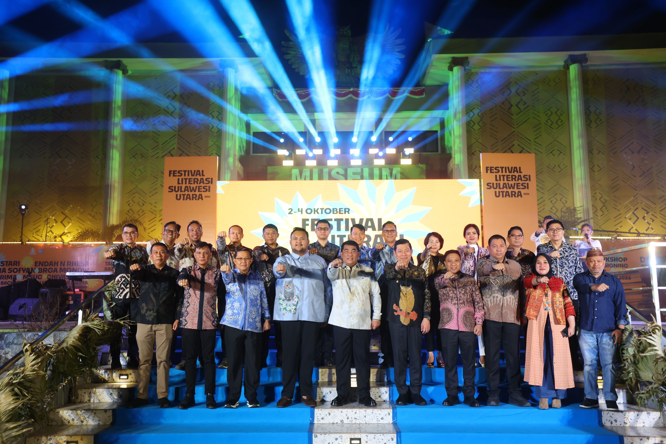 Gubernur Yulius Selvanus Tutup Festival Literasi Sulut